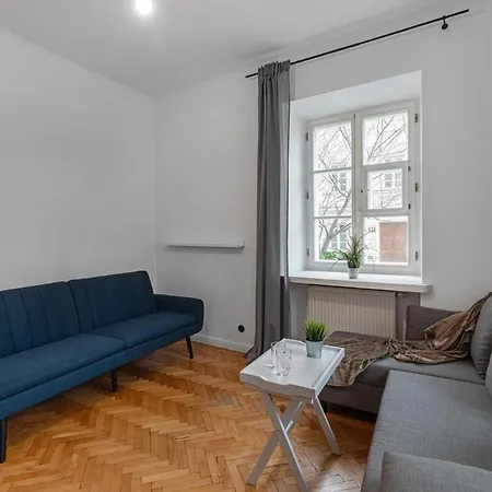 Apartment - Great Location- Stays-mostowa *